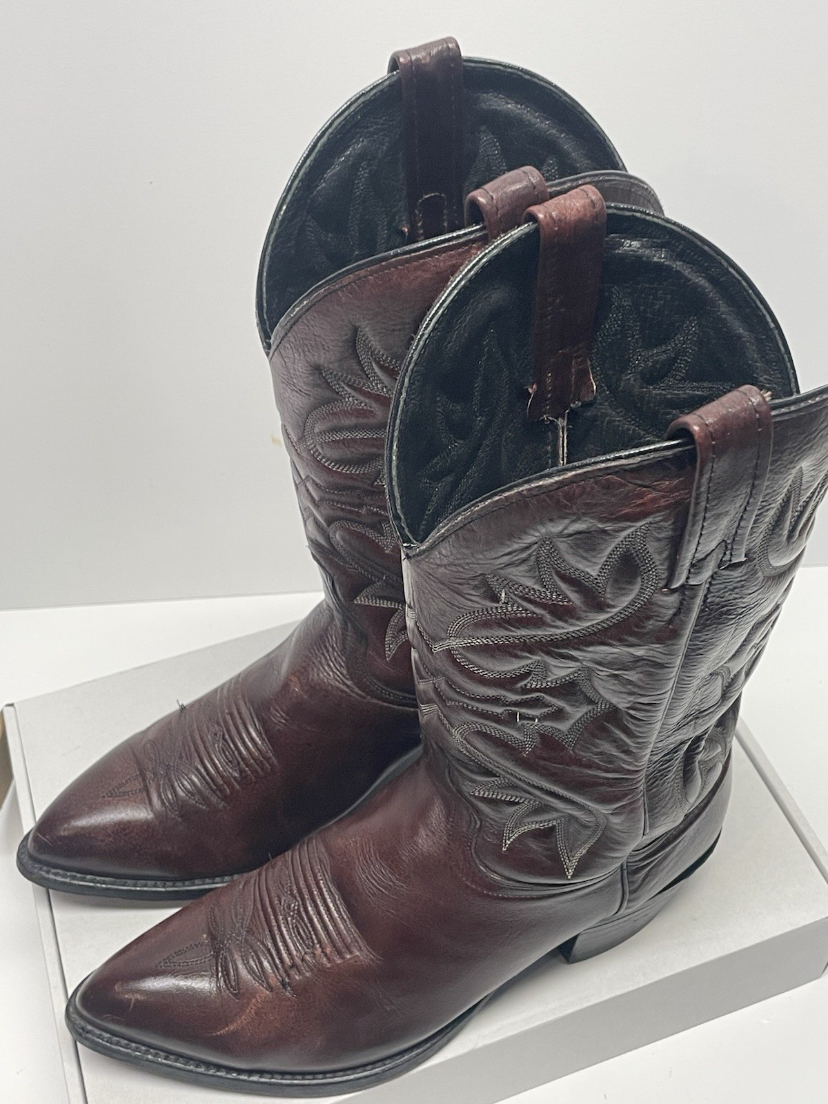 J Chisholm Western Cowboy Boots Cherry Brown Handcrafted USA Men’s Size 10 D