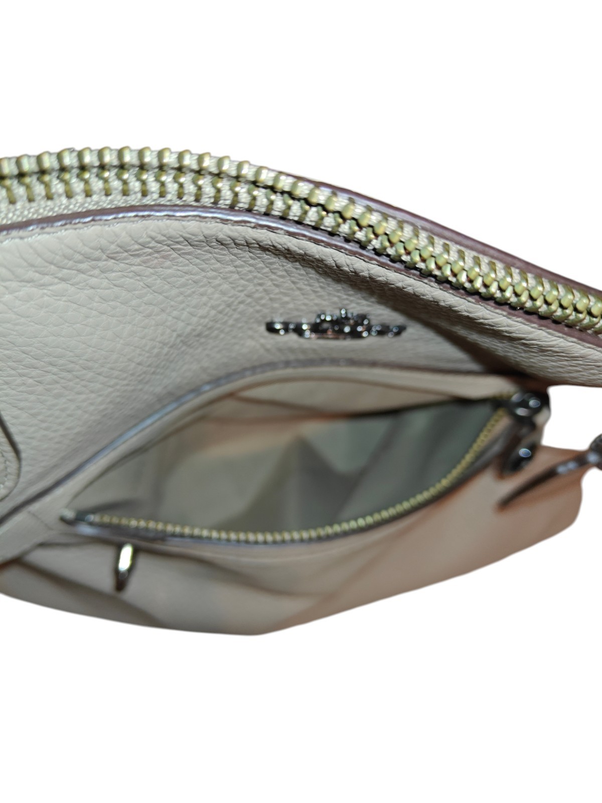 Coach Beige Pebbled Zip Top Tote Shoulder Bag Silver Hardware w/ Dust Bag
