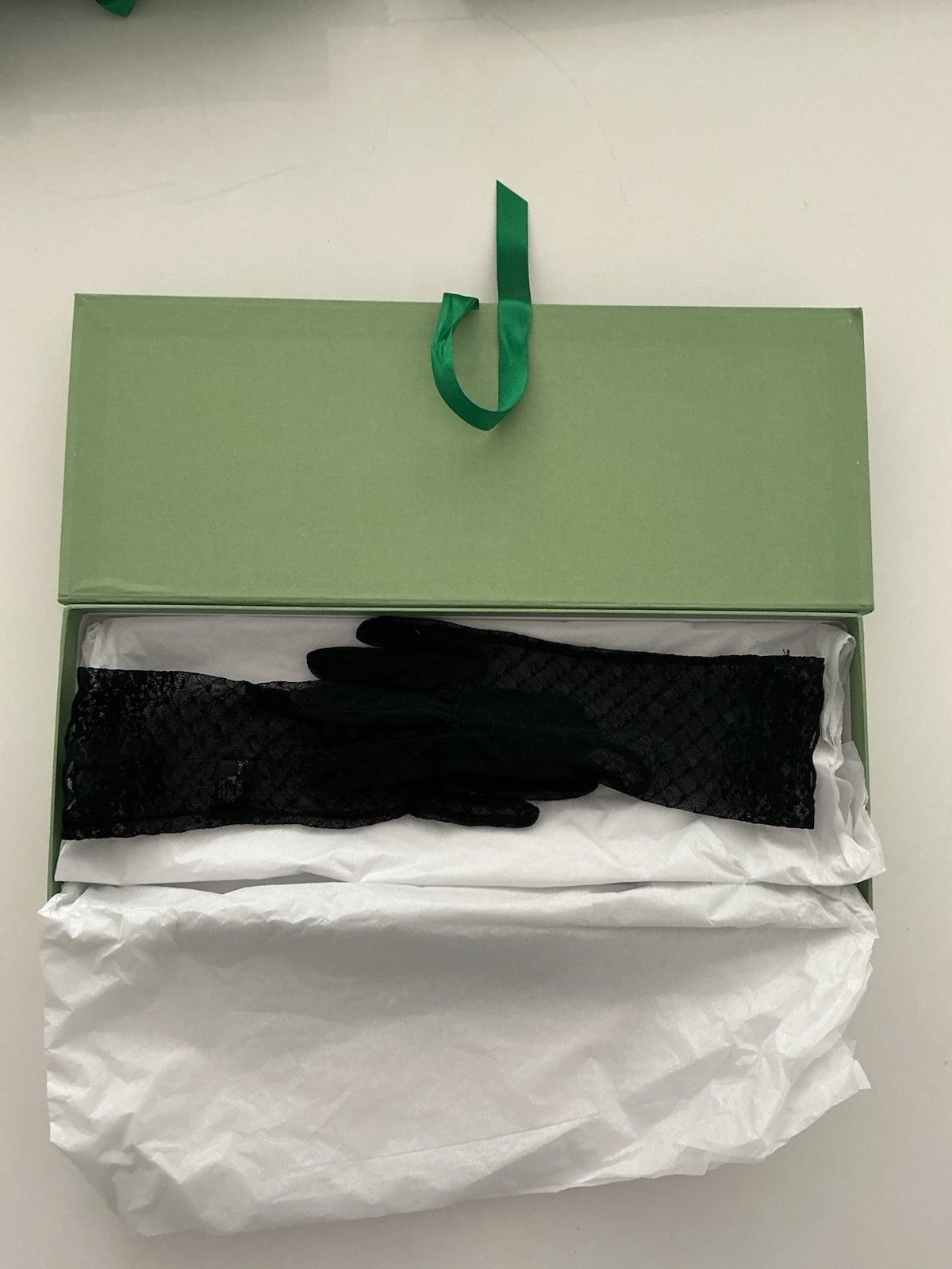 Cornelia James Black Mesh Geometric Wrist Gloves Nylon Women’s Hand Wash Only