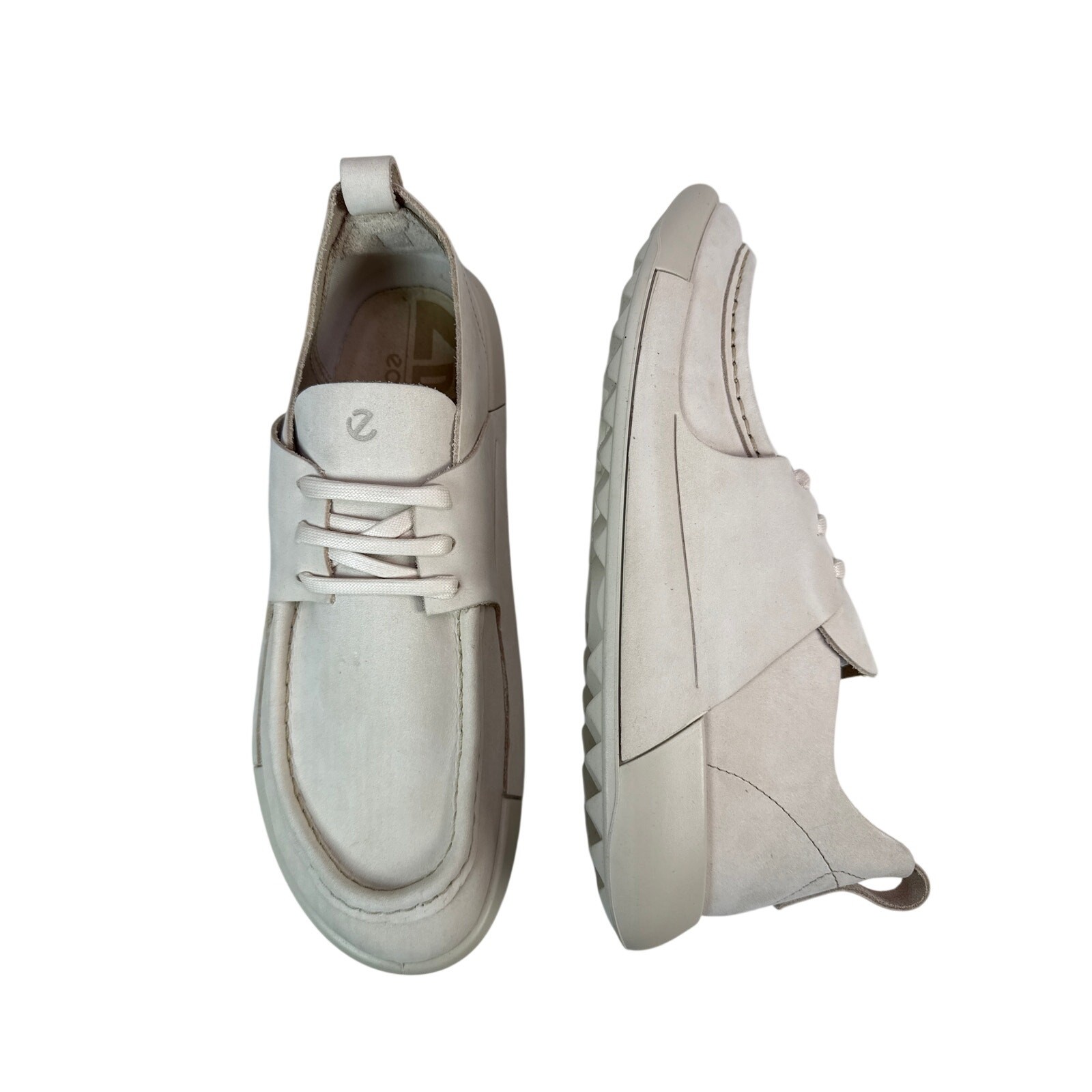 Ecco Cozmo Sneaker Moccasin Womens 11 11.5 EU 42 Beige Nubuck Leather Moc toe