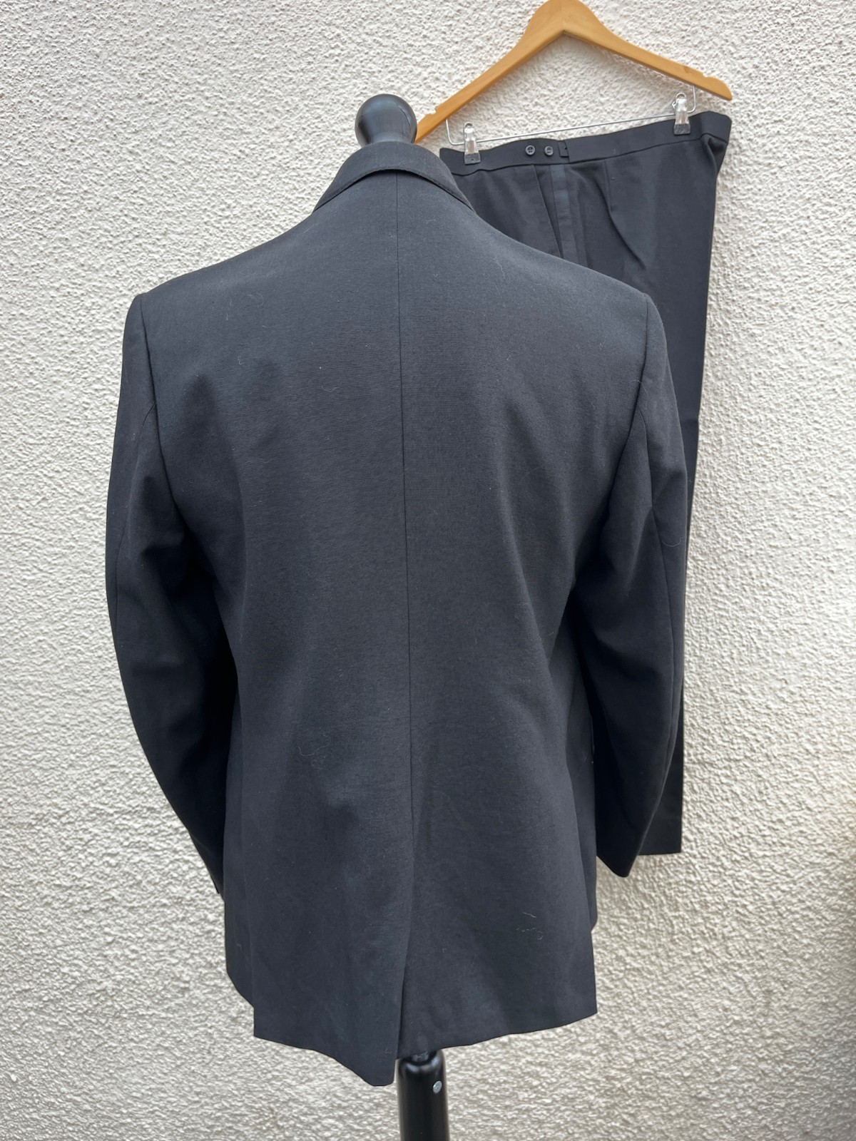 Austin Reed Regent Street Black Dinner Suit Tuxedo Peak Lapels Trevira 46” W40
