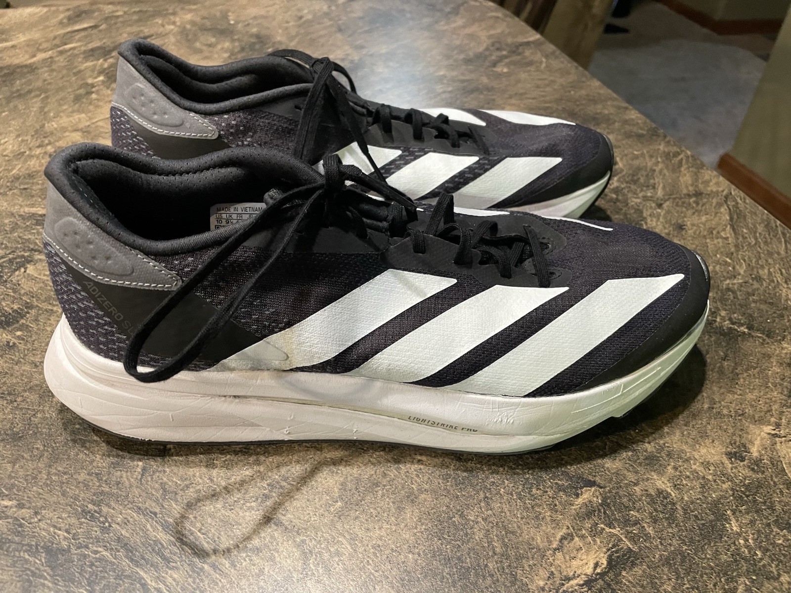 Men’s Adidas Adizero SL2 Black White Running Shoes Sneakers Size 10