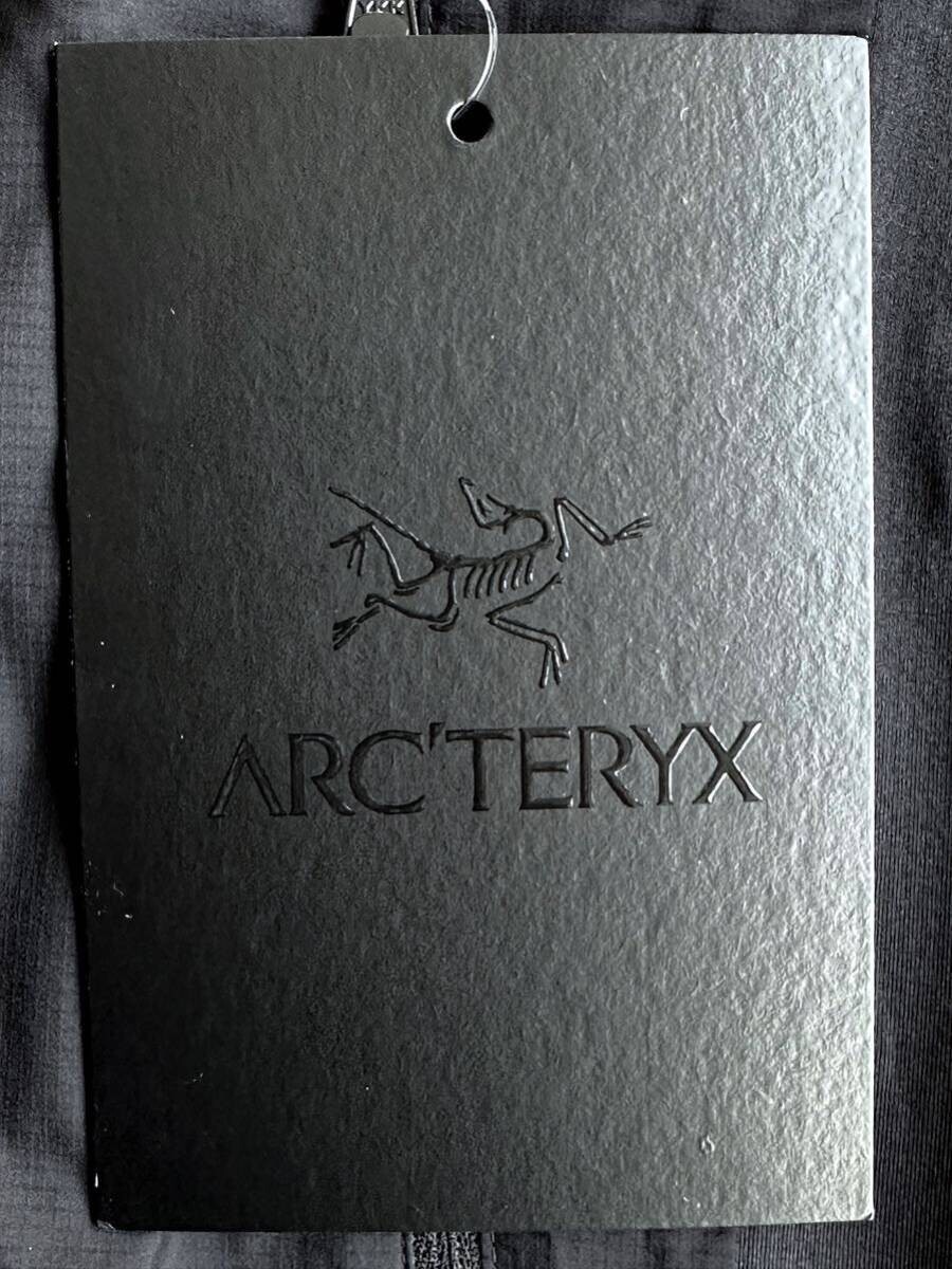 【Brand New】ARC’TERYX Atom SL Hoody Men’s – Size M – Black – Direct From Japan