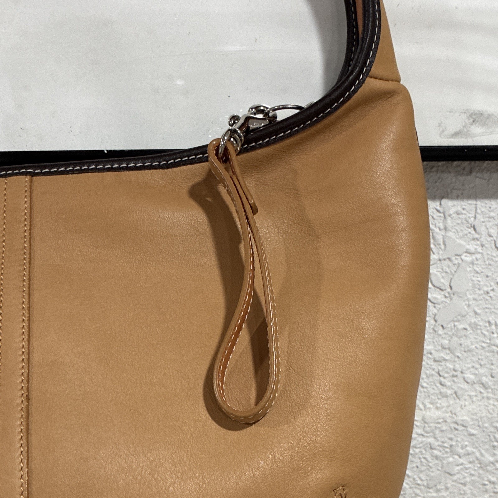 Vintage Coach 9293 Ergo One Shoulder Bag Women Tan Calf Skin Leather