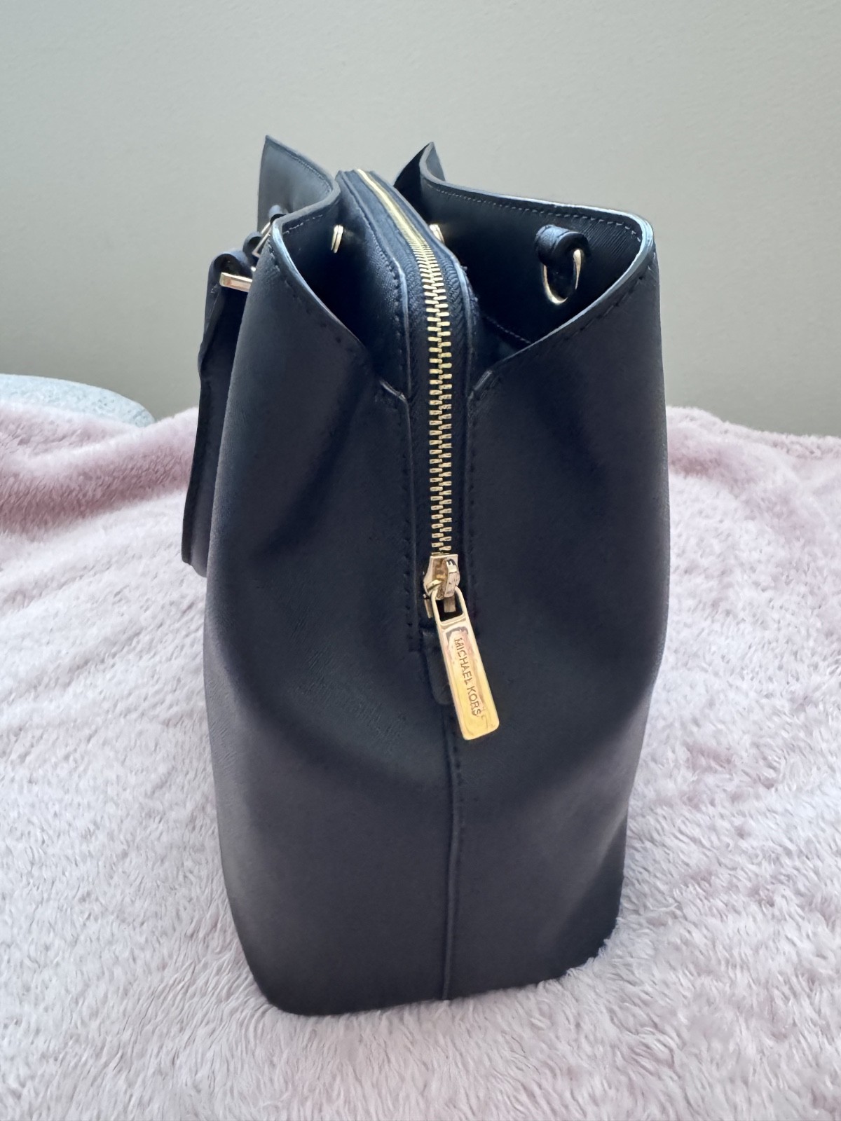 Michael Kors Black Savannah Saffiano Leather Satchel Bag Authentic