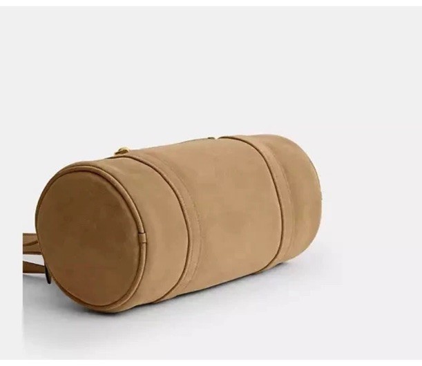 Coach Kisslock Barrel Bag In Soul /Tan Suede Brass Hardware Nwt 💕