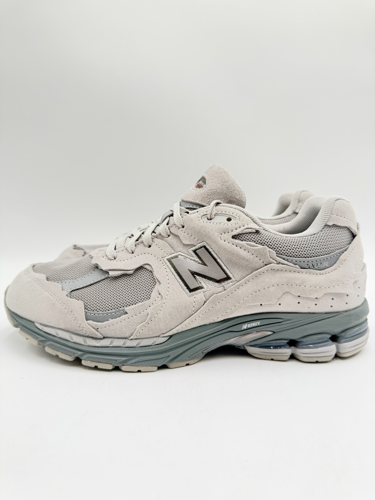 New Balance Men’s 2002R Size 11 Grey |U200227R|