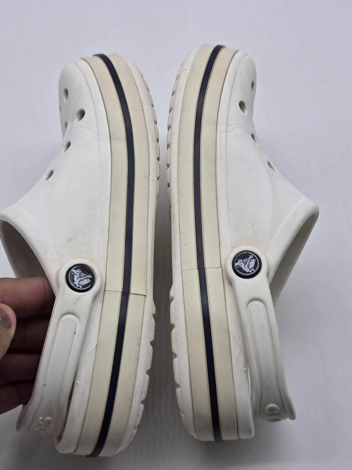 Crocs Bayaband Clog Shoes Womens Size 7 White Slip On Comfort Casual Damaged