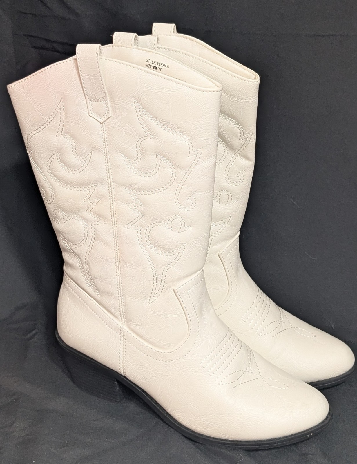 Charles Albert “Yeehaw” Boots Woman’s 8M Modern 100% Vegan Leather White Pull On