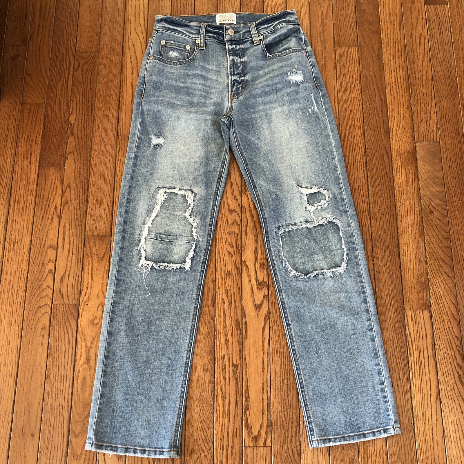NWOT Jordache Heritage Straight Destroyed Stretch Blue Jeans Sz 25 Run Large $69