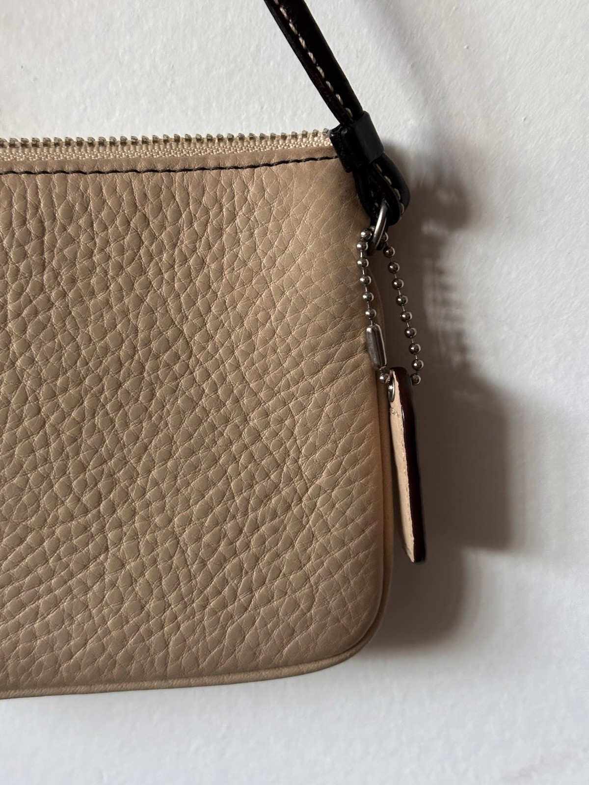 Coach C0059 Mini Wallet Pebbled Veg Tan Natural Leather Brown Leather Strap Zip