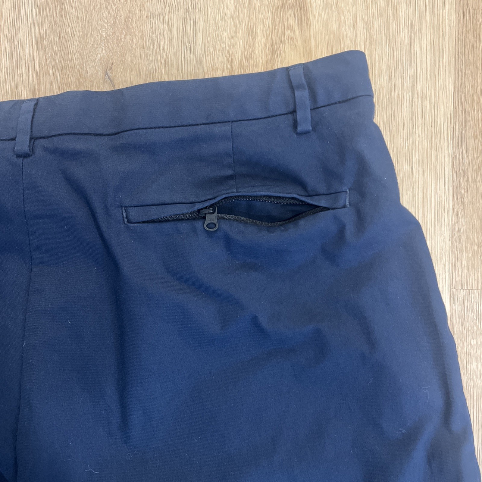 BONOBOS Men’s 36×32 Navy Blue Pants Chinos Golf Slim Fit Hidden Stretch Waist