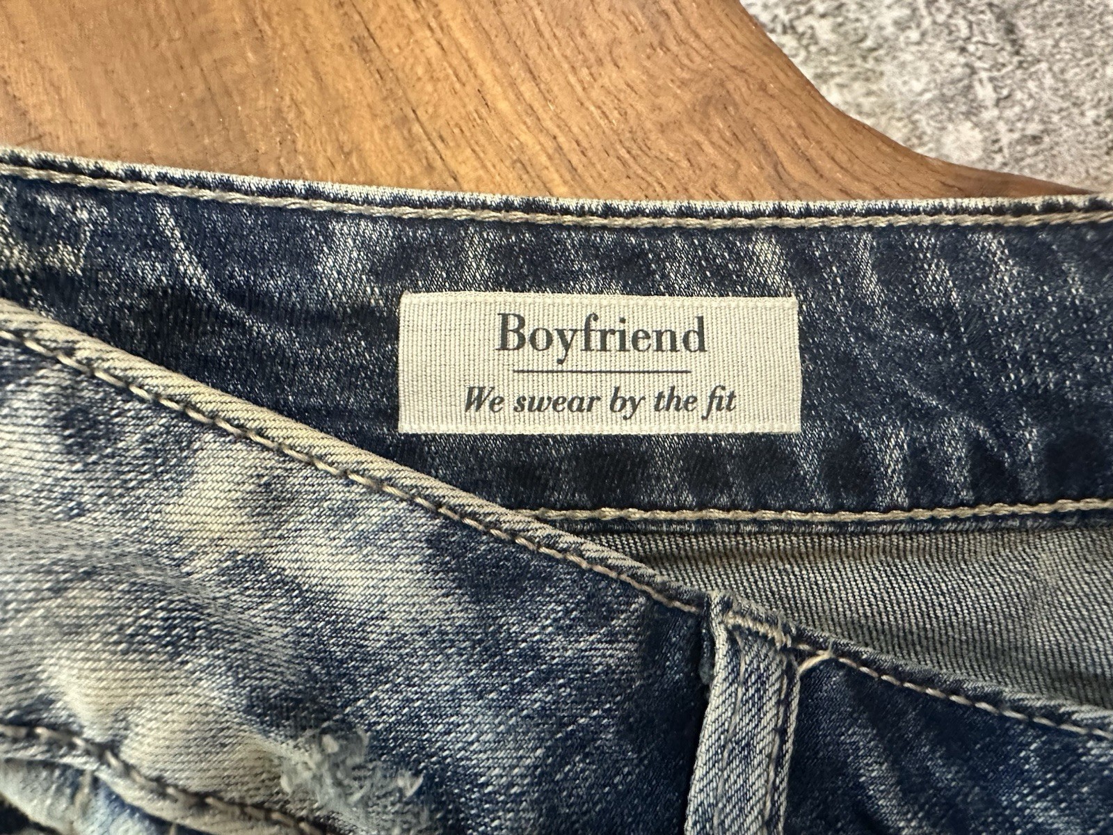Torrid Women’s Plus Size 26 Blue Acid Wash Boyfriend Jeans 31” Inseam