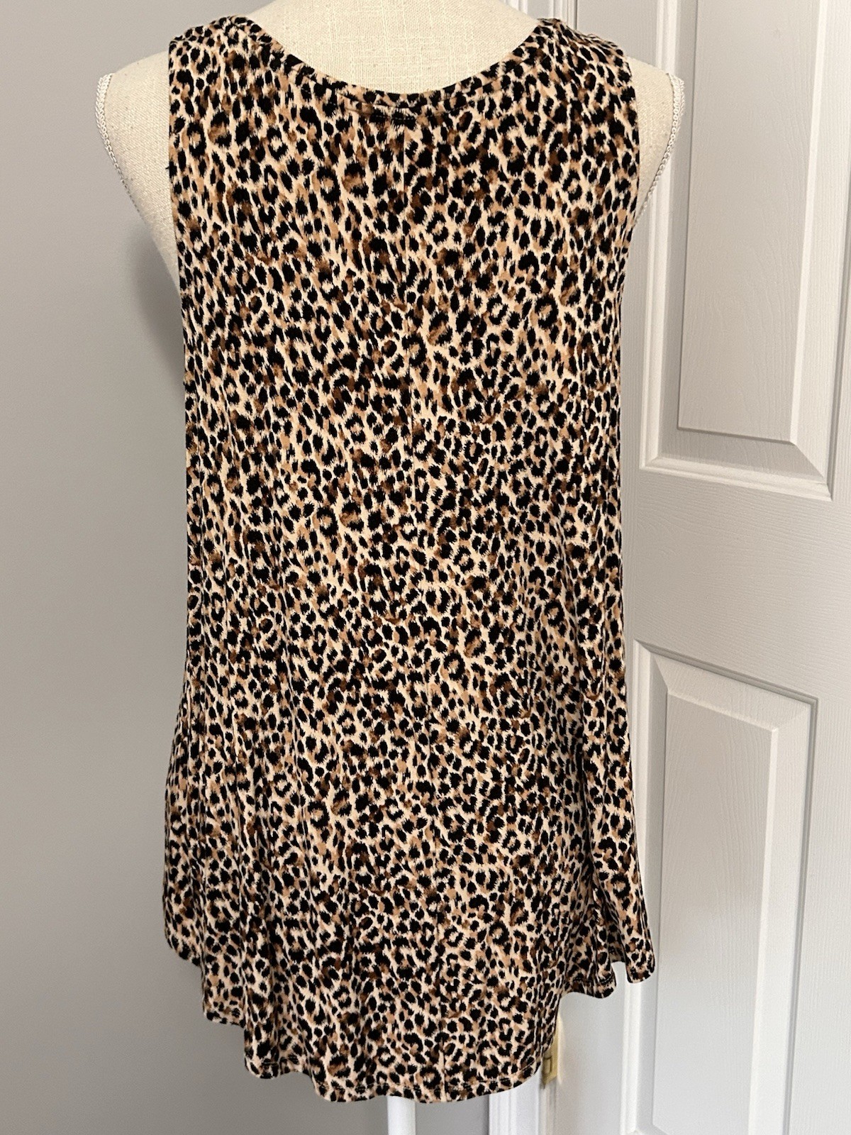 OLD NAVY LUXE~LARGE~BLACK & BROWN ANIMAL PRINT PULLOVER SLEEVELESS SWING TOP~L