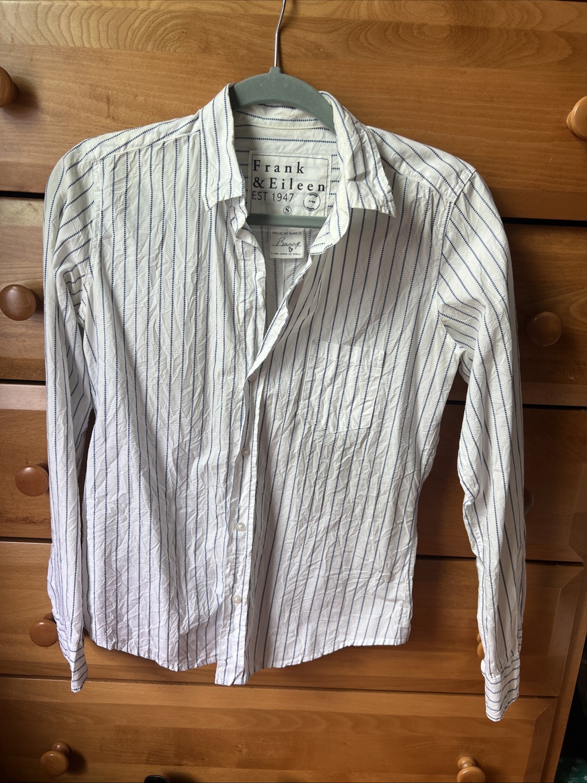 Frank And Eileen – Barry Crinkle – White With Blue Stripe – Size Small