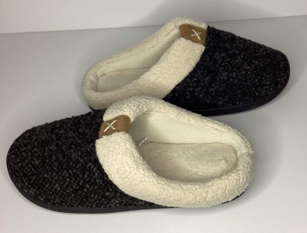ULTRAIDEAS Slip On House Shoes Mens Size 9-10 Medium Memory Foam