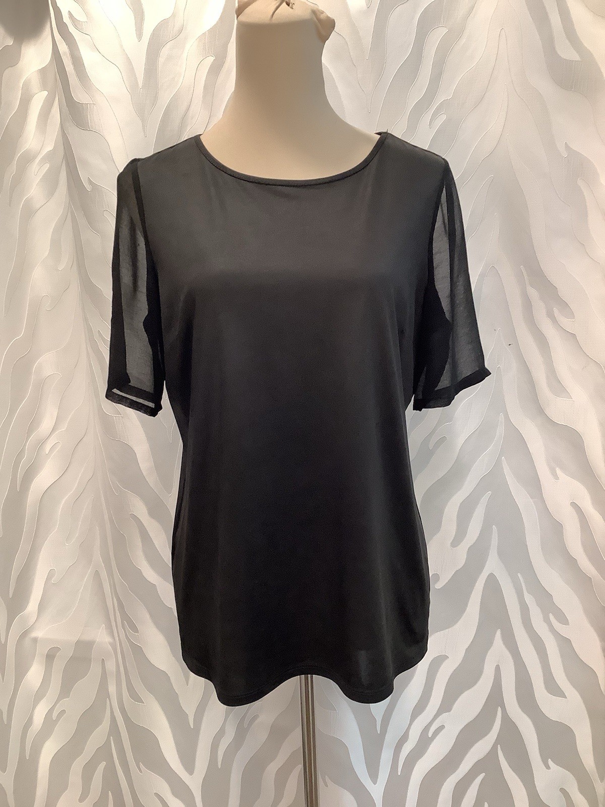Studio W Black Semi Sheer Sheen Top Sheer 3/4 Sleeves Stretch Bodice Blouse M-8