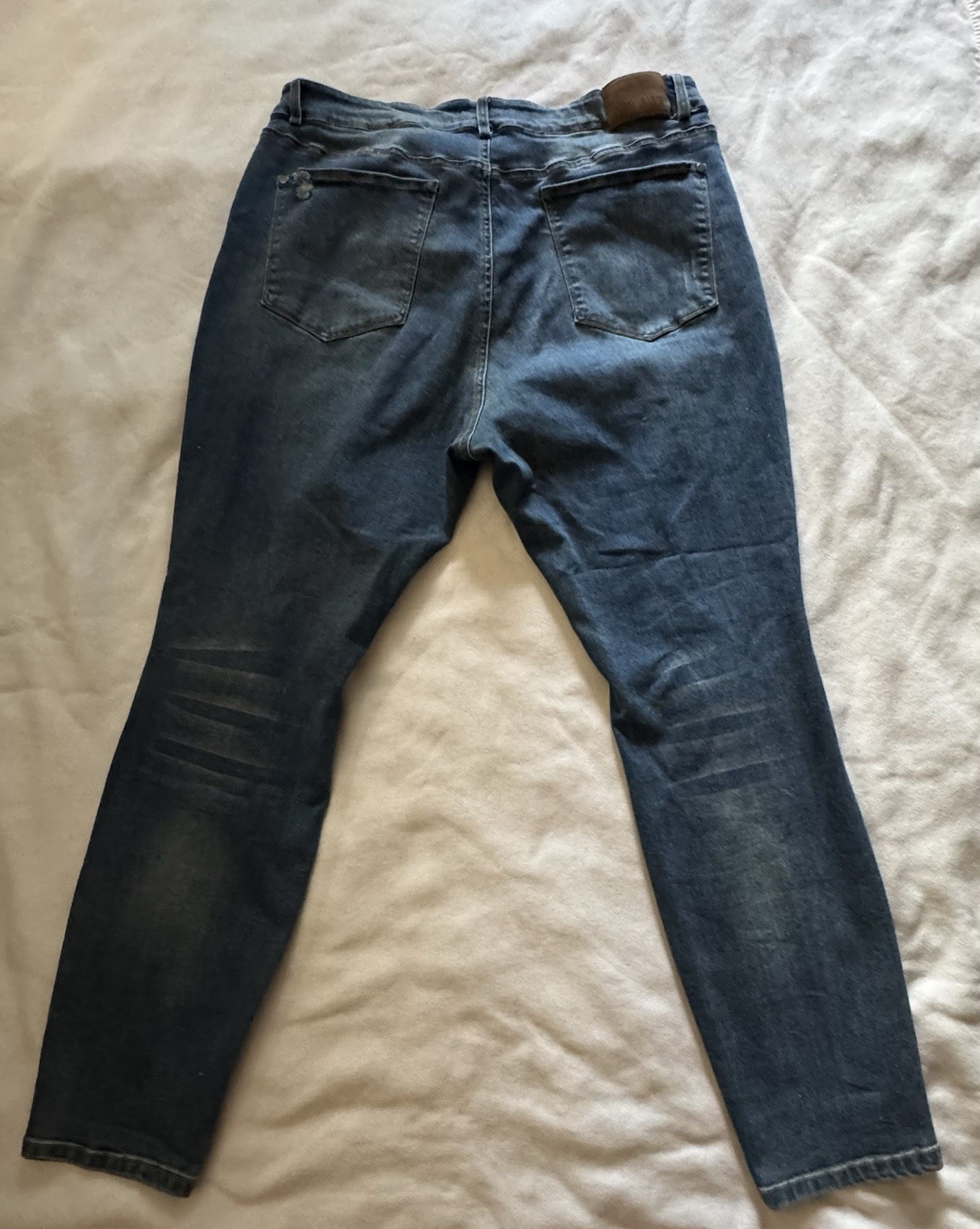 Judy Blue Straight Distressed Stretch Denim Jeans Blue 5-Pocket Zip Button