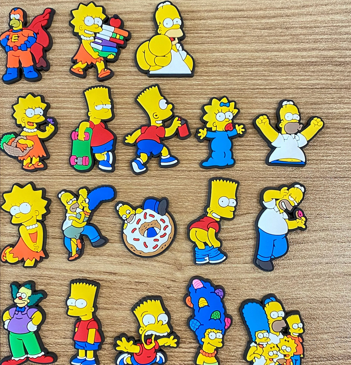 THE SIMPSONS – 18pc Shoe Charms croc decoration cartoon – FREE SHIPPING
