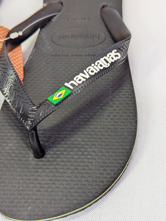 Havaianas Brazil Logo Flip-Flop Size Men 11/12 (MSRP $26)