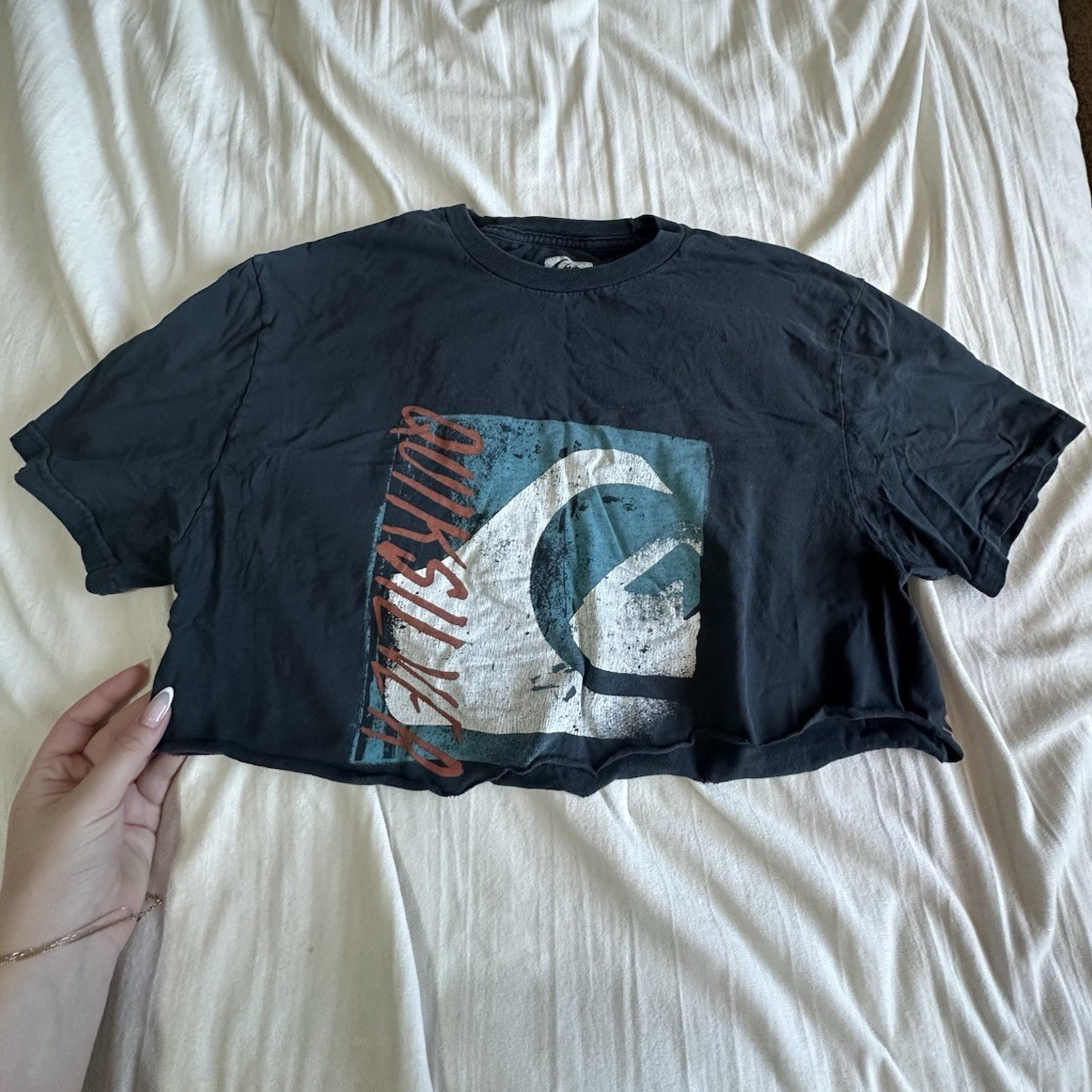 Quiksilver Women’s L Black Fit Crew Neck Short Sleeve Logo Graphic Tee Cut