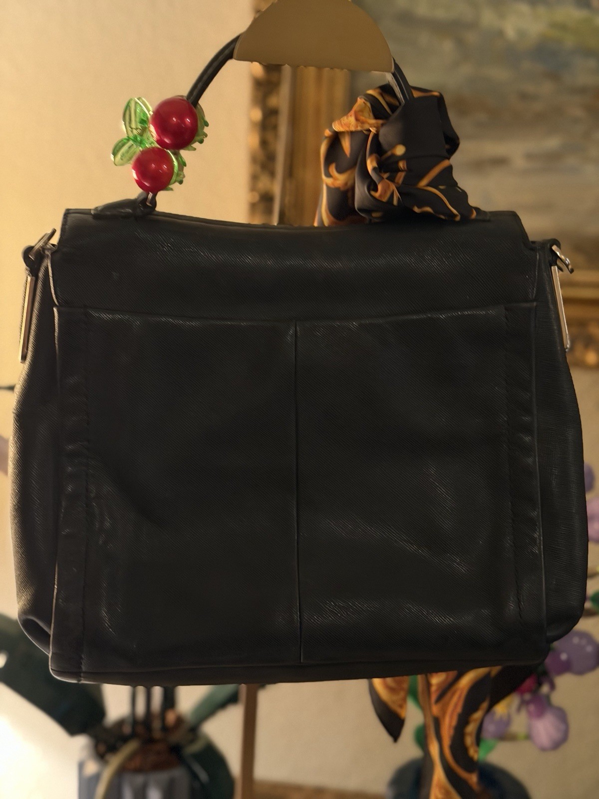 Coach Black Satchel Top Handle Turn Lock Zip Crossbody Strap