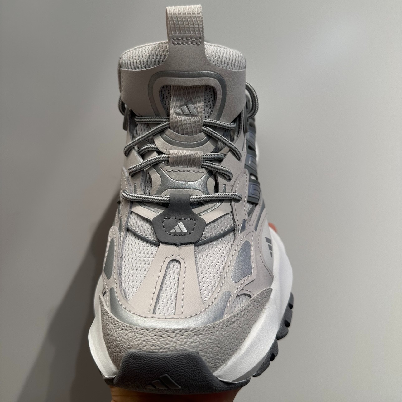 Adidas XLG RUNNER DELUXE Abrasion Resistant Low Top Casual City – IH1583 Unisex
