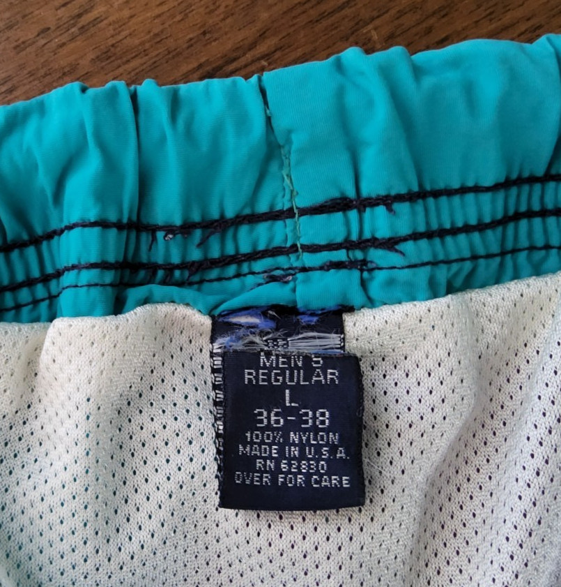 VTG 1990s COLOR BLOCK SWIM SURF SHORTS. BOARD TRUNKS. POCKETS. Blue Teal Purple.