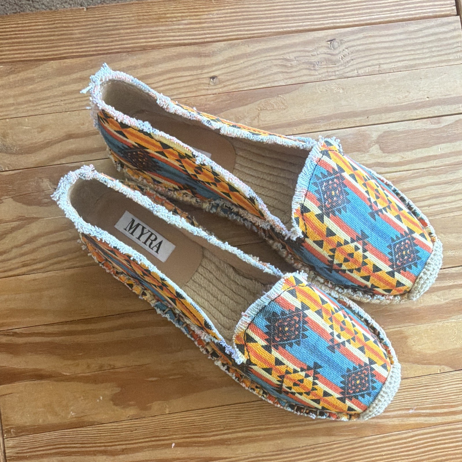 MYRA Women’s Slip-On Flats Leather Multicolor Geometric Fringe Size 7