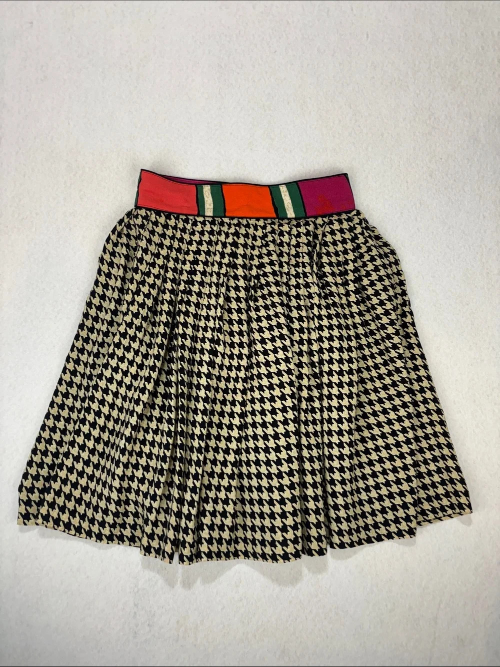 VINTAGE Platinum Petites by Dorothy Schoelen Houndstooth Skirt Sz 2 Made in USA