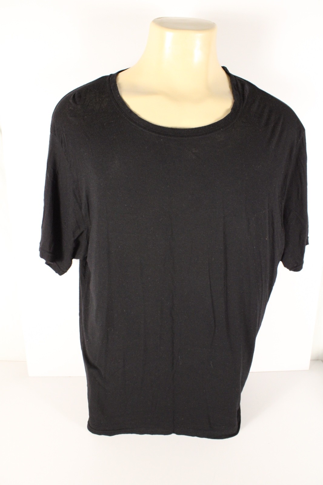 Hanes Black T-shirt Large L Super Soft 95% Modal Viscose 5% Spandex Undershirt