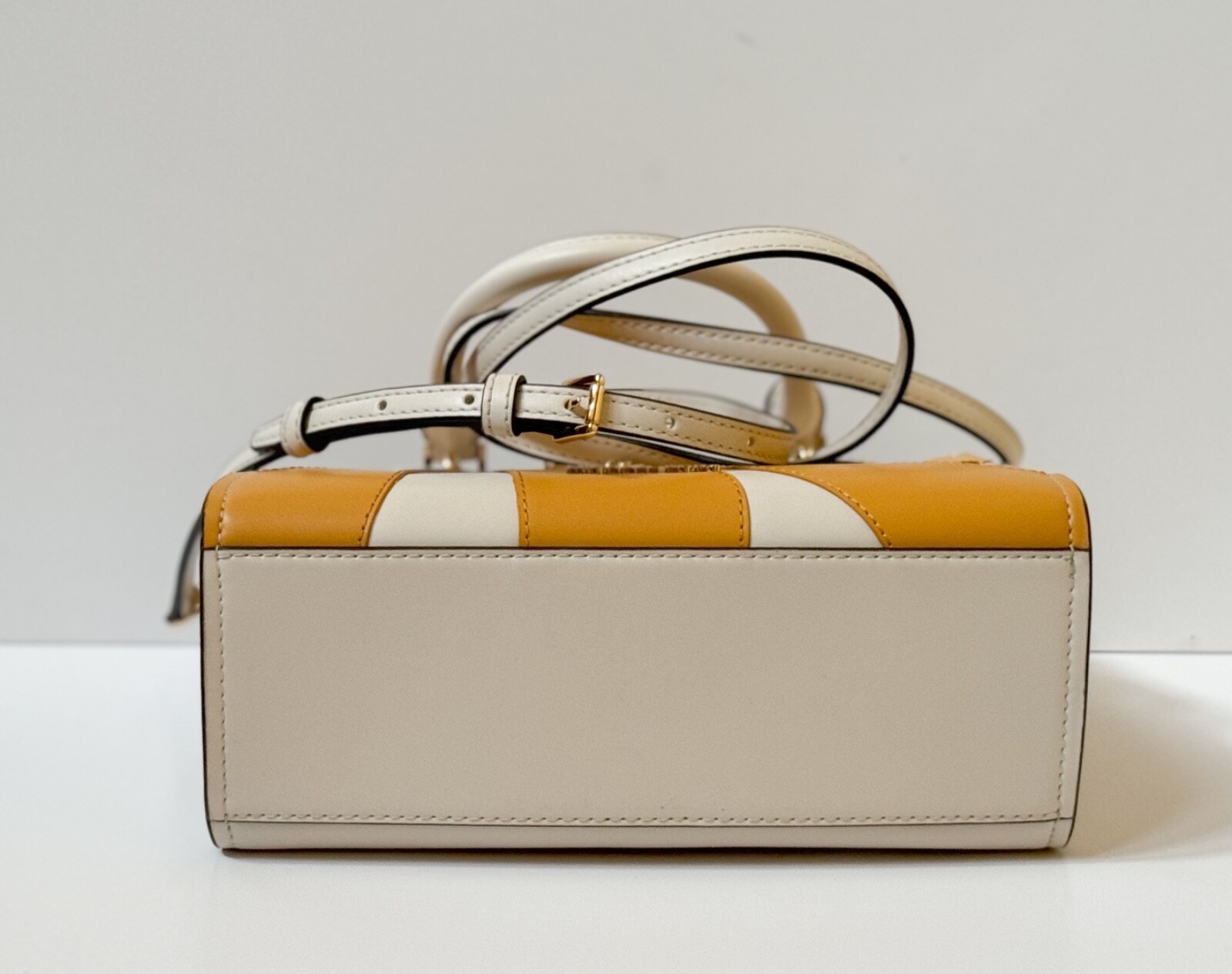 MICHAEL KORS HAMILTON SM SATCHEL SHOULDER BAG GRAPHIC LOGO GOLDEN ROD MULTI