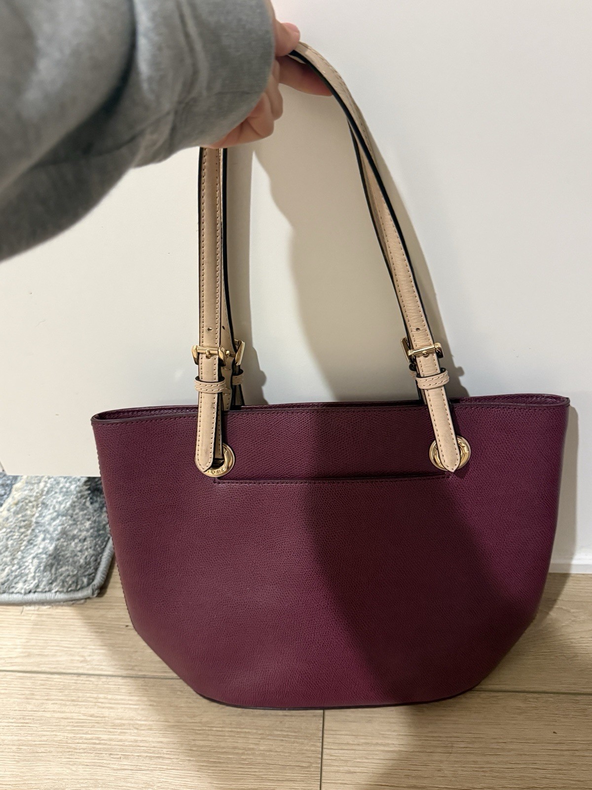 Michael Kors Leather Shoulder Bag Purple Textured. Perfect Condition. Never Used
