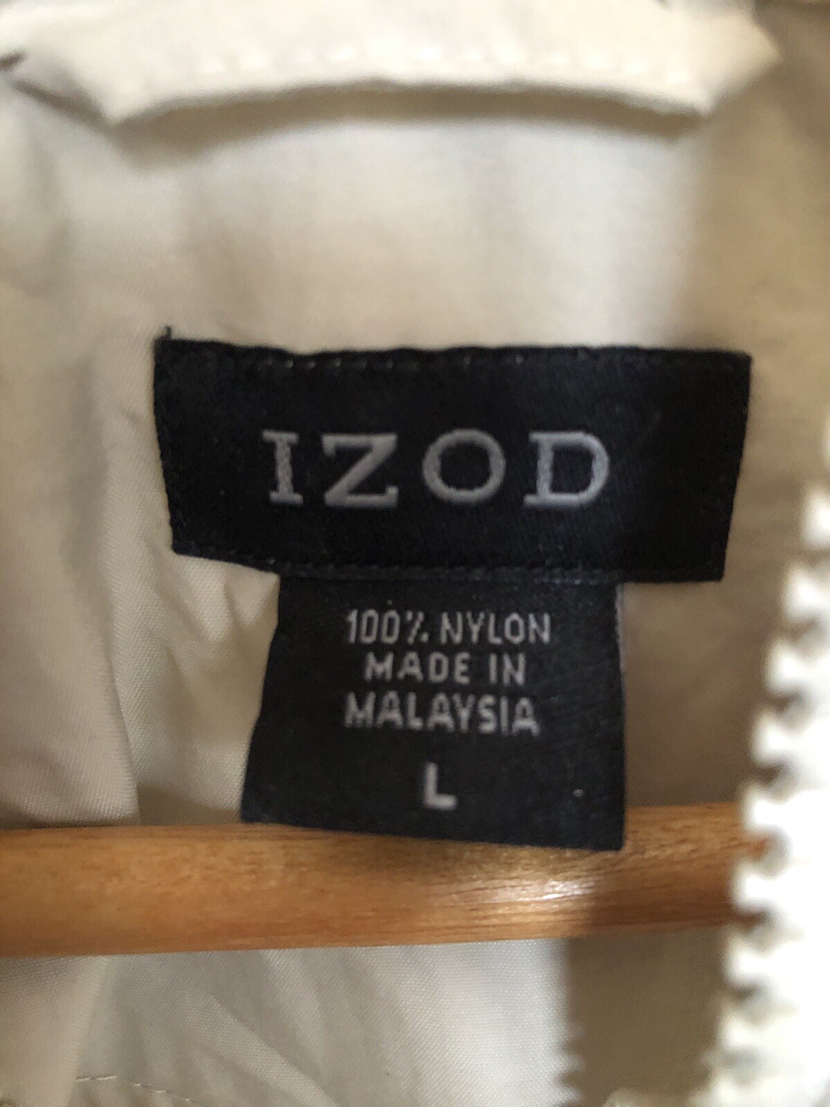 IZOD Windbreaker Men’s Large Light Tan Lightweight coat -The Packable Jacket  DT