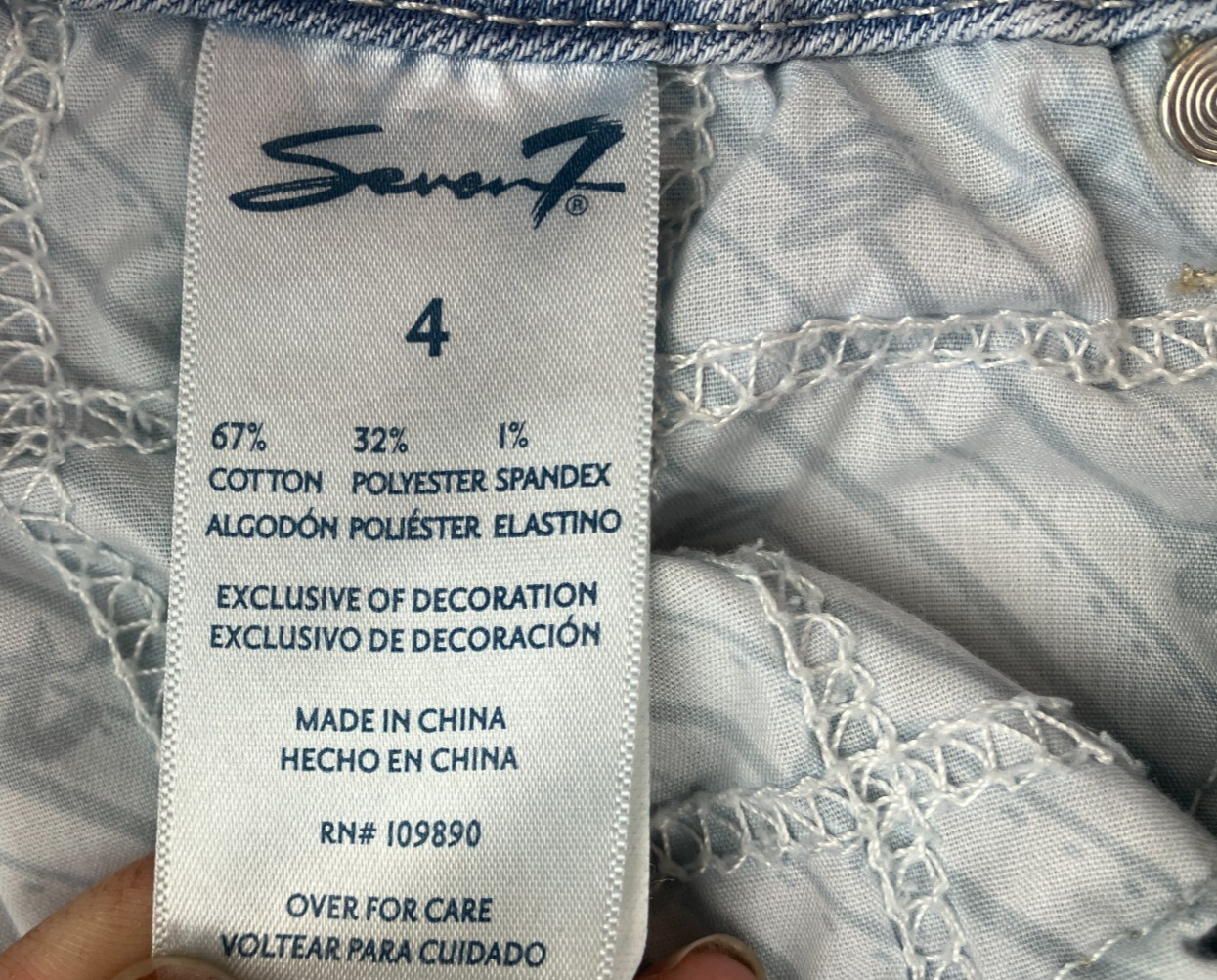 Seven7 Women’s Jeans Size 4 Distressed Straight Stretch Light Wash Raw Hem