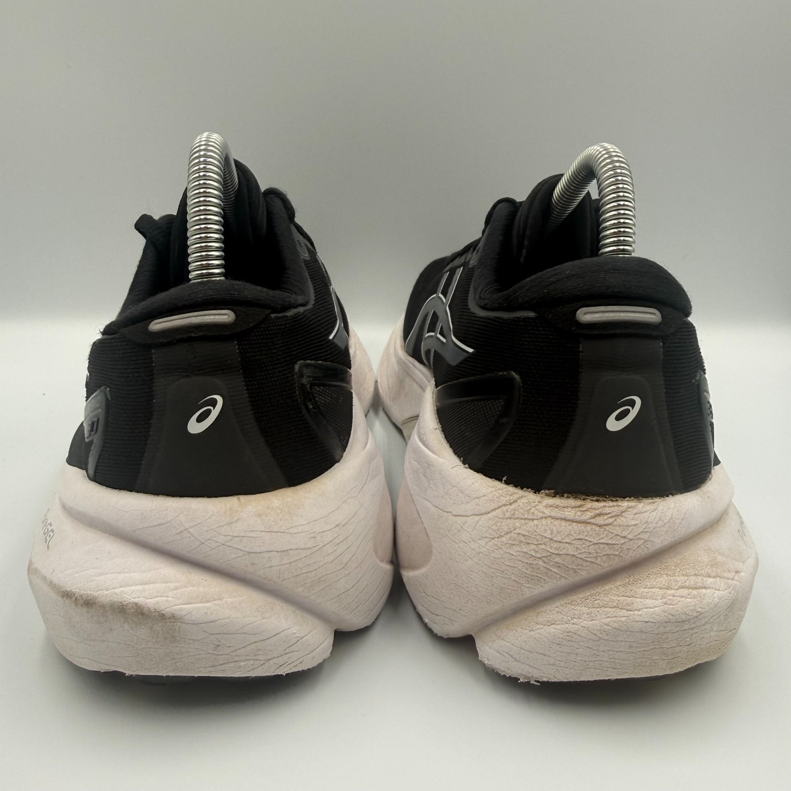Asics Gel-Kayano 30 Women’s Size 9 Black White Running Shoes Sneakers 1012B357