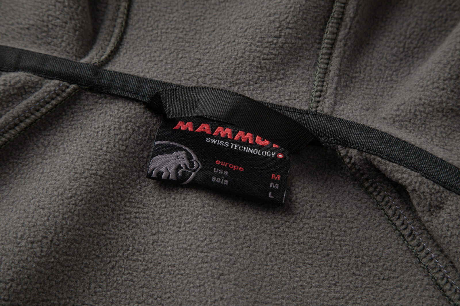 Ultimate VII Mammut Softshell Jacket. Men’s model. Size S to 3XL.