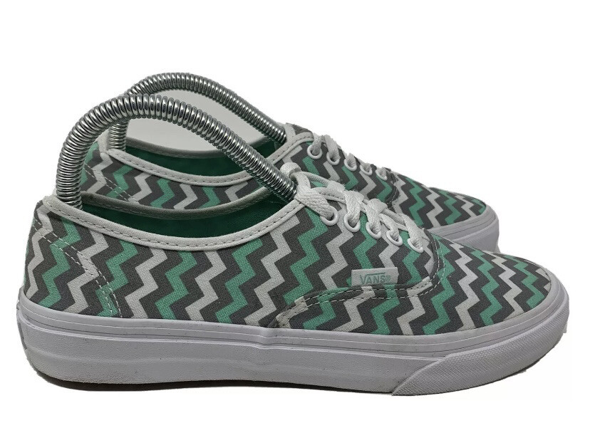 $70 Vans Off the Wall Chevron Green & Grey Shoes Men 6.5 Women 8 Sneakers