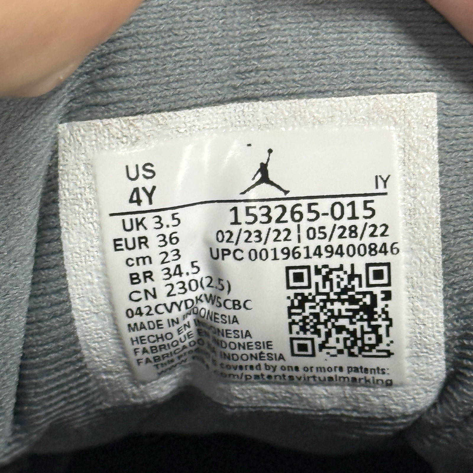 Size 4 (GS) – Jordan 12 Retro Stealth (153265-015)