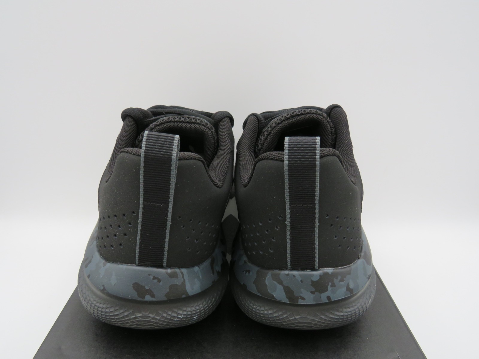 Under Armour Men’s UA Charged Assert 9 Camo Sneaker Black Pitch Gray