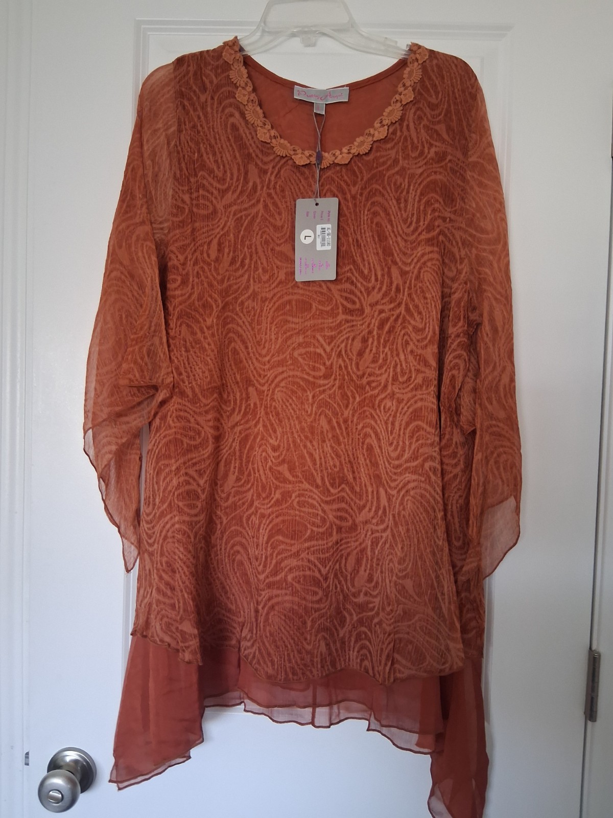Ladies Blouse Size Large By Pretty Angel Fully Lined Free Flowing Stylish
