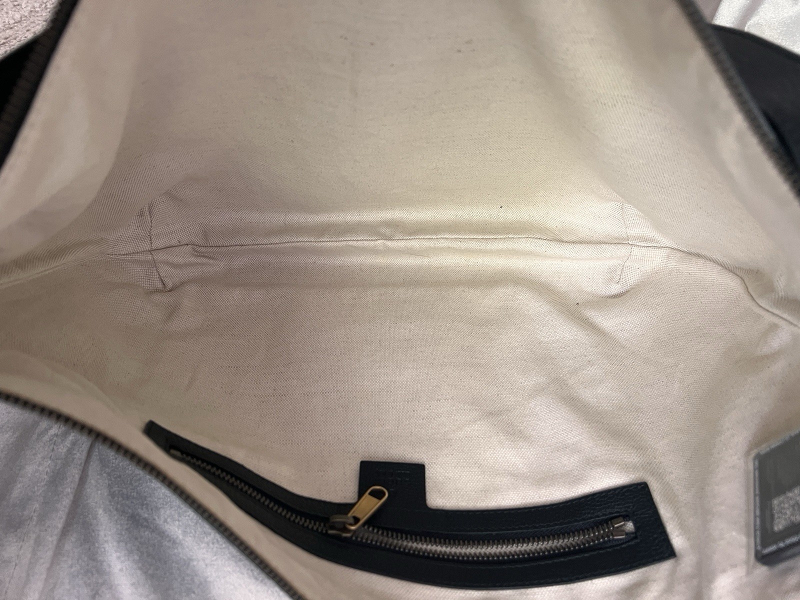 GUCCI Half Moon Hobo Shoulder Bag Calfskin leather Black