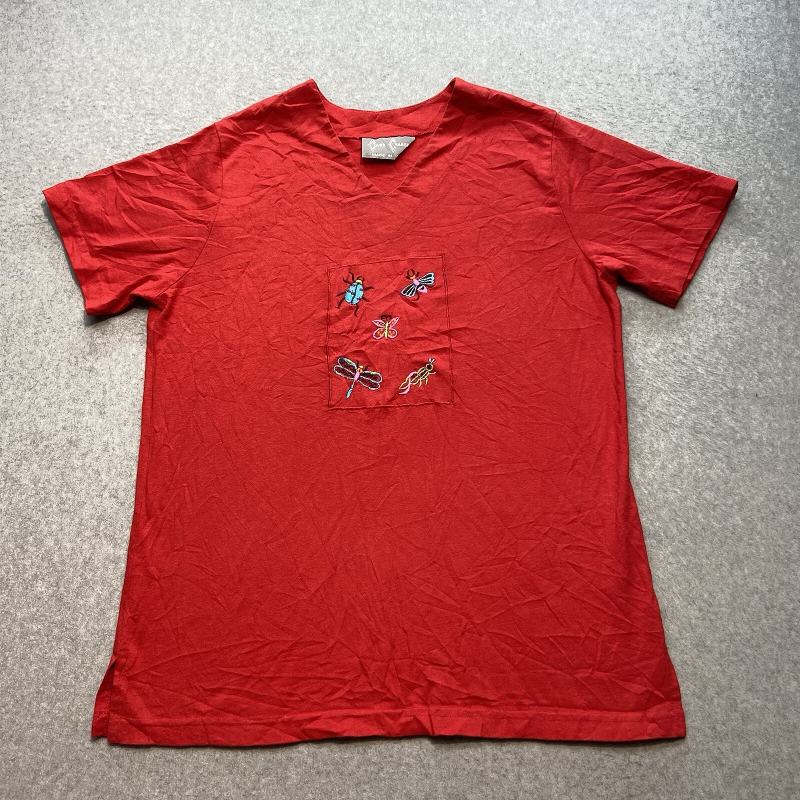 Vintage Woman’s Embroidered Flying Insects Red TShirt Size L Made In USA