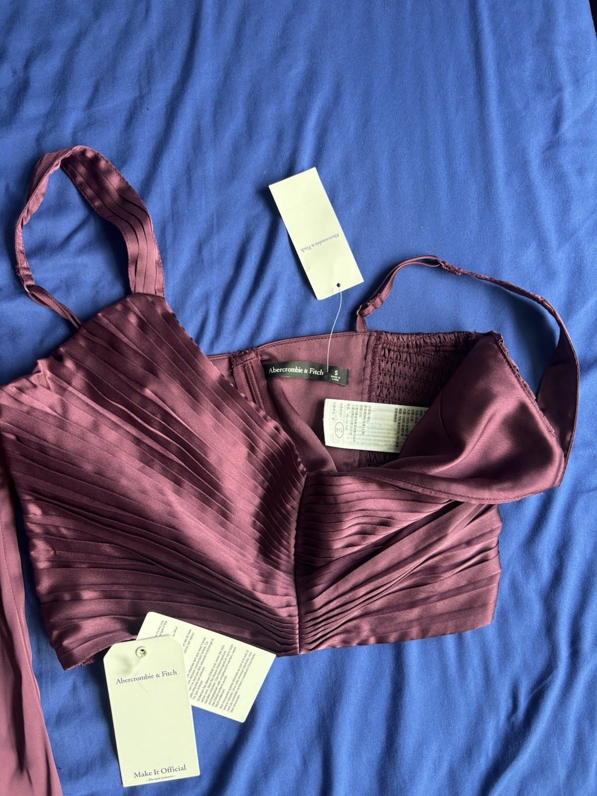 Abercrombie Fitch Women’s 2 Piece Plisse Set Burgandy Size 26 / 2R NWT