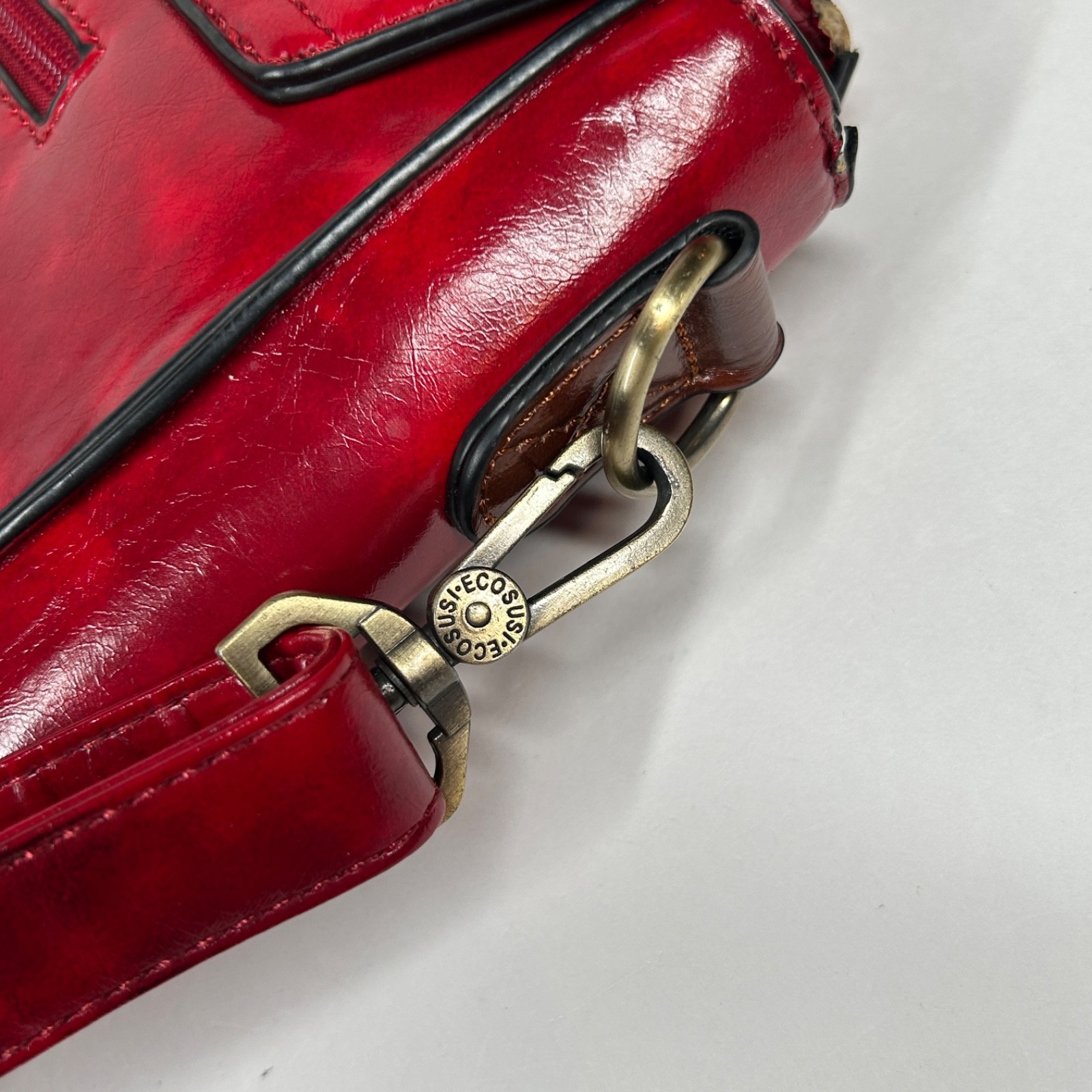 Ecosusi Messenger Bag Red Brown Faux PU Leather Bow Collegiate Crossbody Satchel