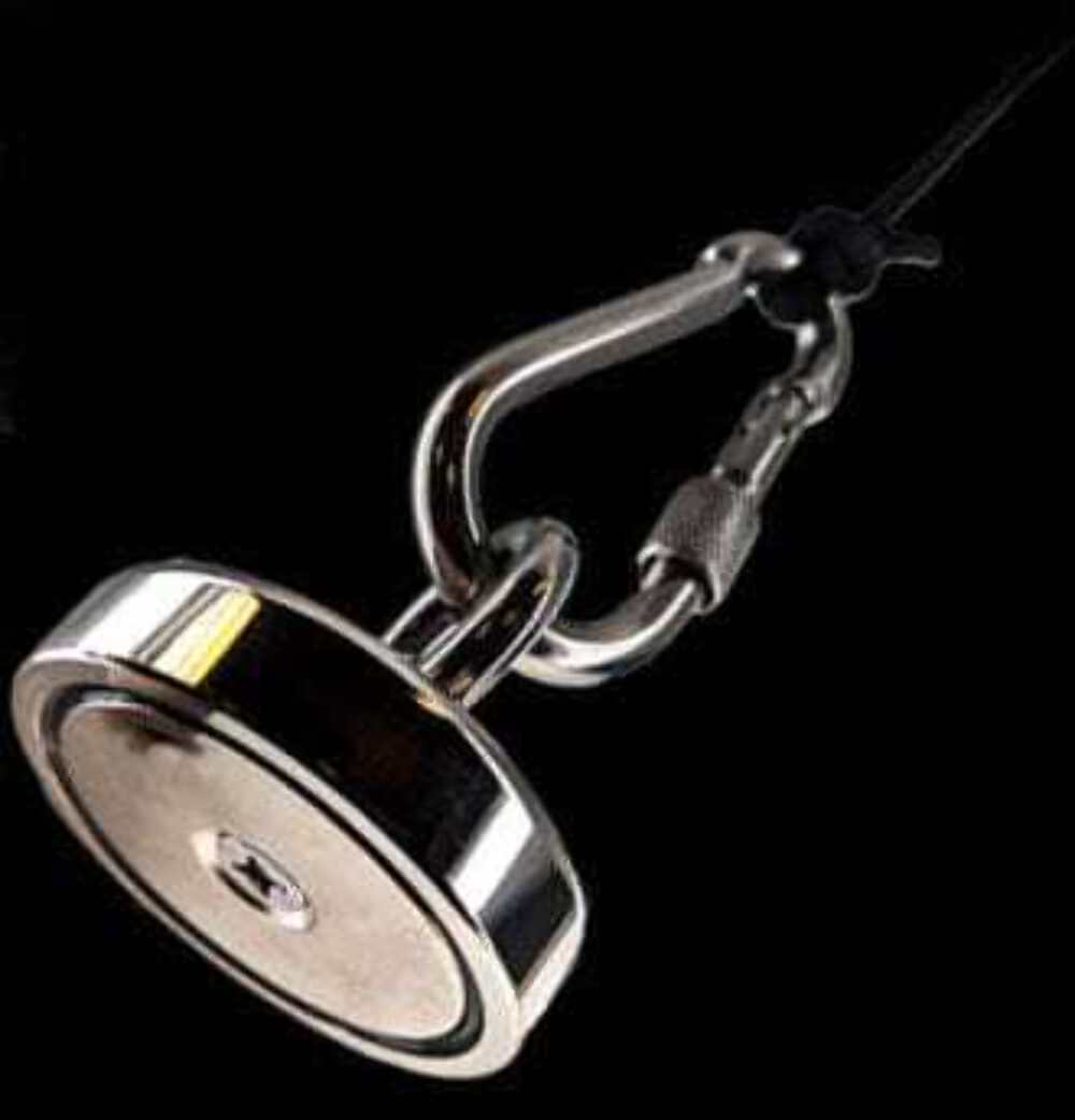 400 LB Pull Strength Magnet Fishing kit with 60’/500 Lb Paracord and 304 Stainle