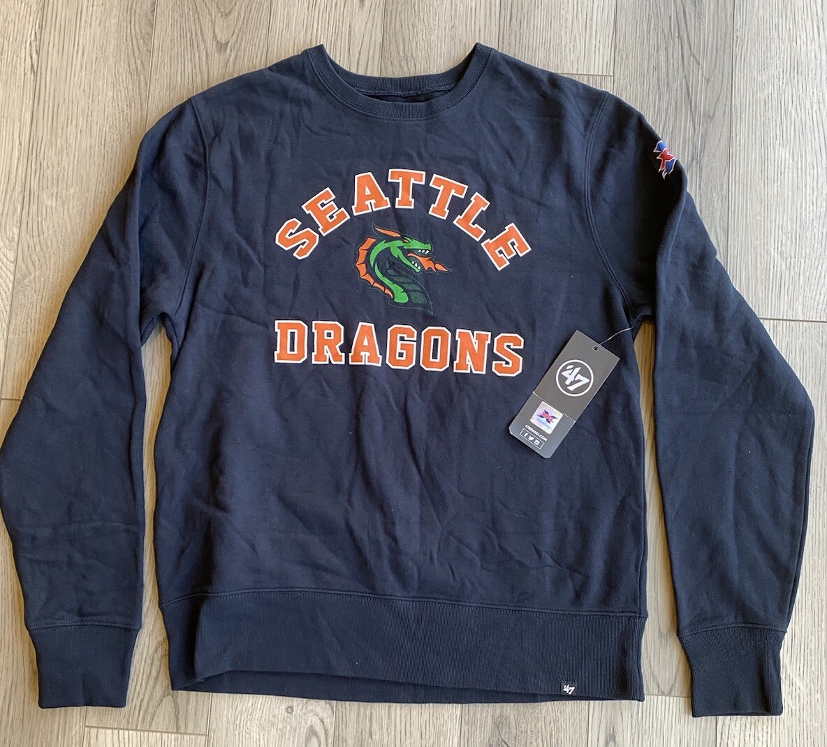 XFL Seattle Dragons Football Crewneck Sweatshirt Men’s Size Medium ‘47 Tag Navy