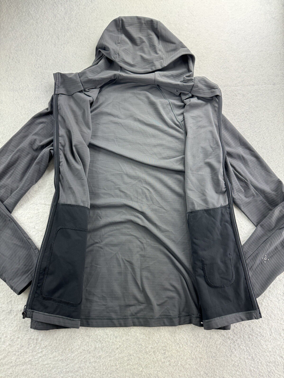 Lululemon Zip Front Hoodie Running Jacket Women’s Size Small Gray Casual Daily