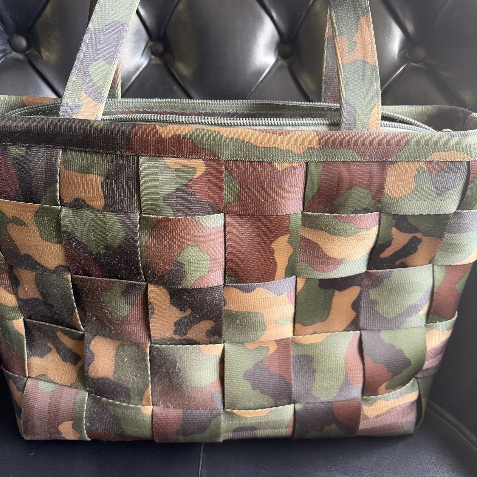 Harvey’s Seatbelt Bag Purse Camouflage Camo Design Tote Shoulder – Large