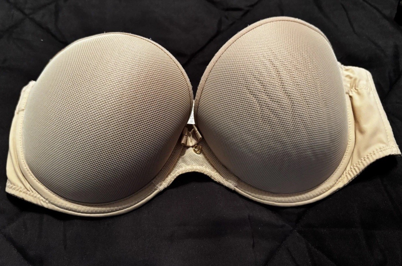 NO SEAM SMOOTH CHANTELLE 30D UNDERWIRE BRA w/ADJUSTABLE REMOVABLE STRAPS